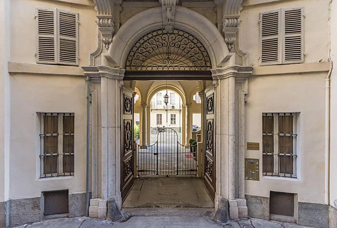 Tourinturin Appartamento In Torino Centro Esterno foto